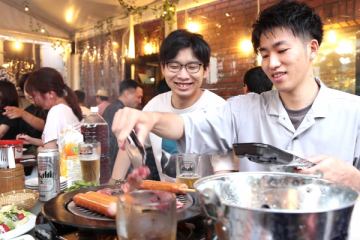 【開放的なテラス席✨】≪☆テラス人気No.1≫手ぶらでBBQコース【豚カルビ＆ジャンボソーセージ☆】8品＼更になんと✨持ち込み何でもOK♪／