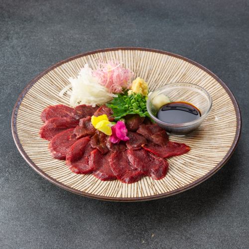 赤身馬刺し