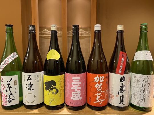 适合搭配日本料理的日本酒种类也很丰富。