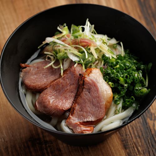 炙り鶏の出汁うどん