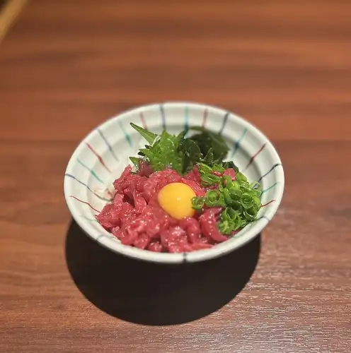 牛タンユッケ