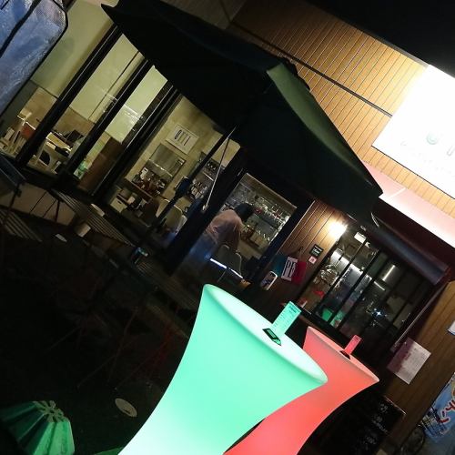 テラス席/立ち飲み席