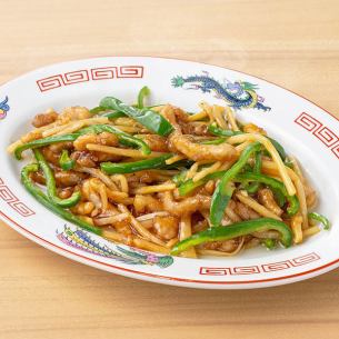 Green pepper and pork stir fry <bamboo shoots in season>