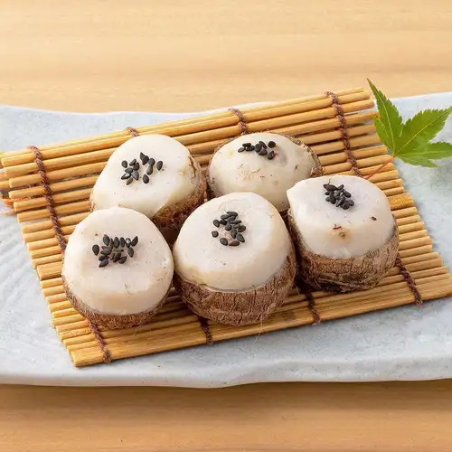 Silken rice cakes / Country-style simmered pumpkin (each)