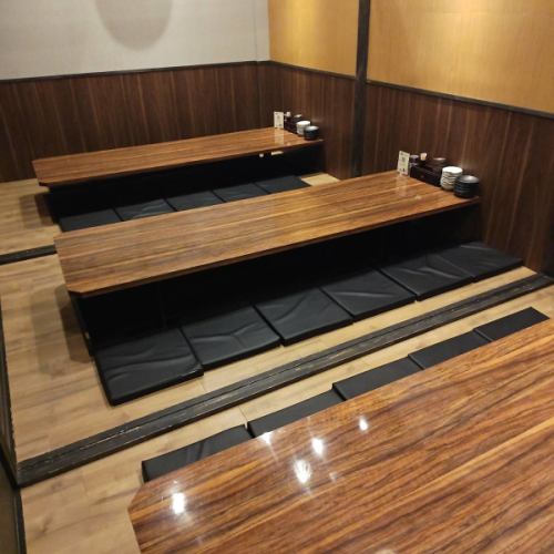 4名様～20名様までご利用可能な掘りごたつの個室をご用意しております。お仕事帰りや友人同士との飲み会にも最適な空間です。人数に応じた宴会個室をご用意させていただきます！幅広いシーンにご利用ください◎