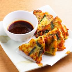 イカとニラのチヂミ