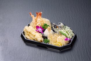 Assorted carefully selected tempura