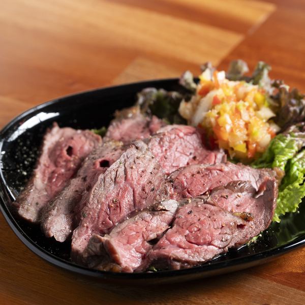 ブラジル料理の代表『シュラスコ』など、バーベキュー料理も豊富