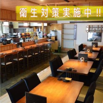 【コロナウイルス対策・衛生対策実施中！】お客様に安心安全に飲み会を楽しんで頂きたい…。楓でもコロナウイルス対策を行っております！スタッフのマスク着用や手指消毒、換気や備品のアルコール消毒、ご案内の際はお客様同士の間隔を空けてご案内させて頂いております！奥のお席を13名様以上で貸切利用も可能です！