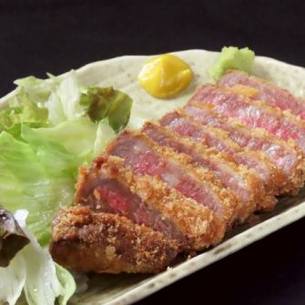 楓に来たらまずはこれを頼め！【名物サクサク牛カツ】