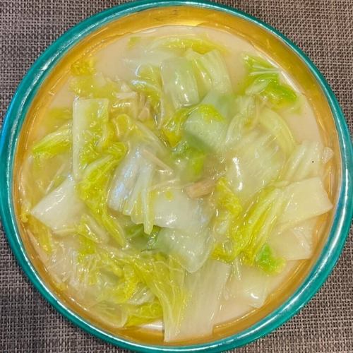 Simmered Chinese cabbage and dried scallops