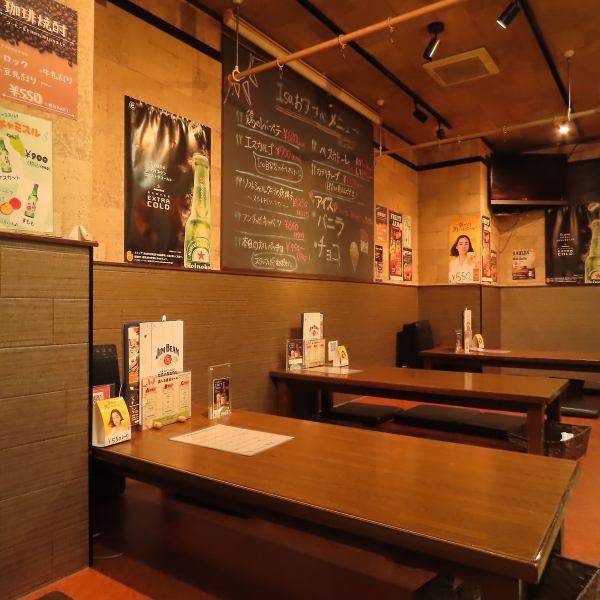 【完全個室：6名様～8名様】当店人気の完全個室は、掘りごたつスタイルで、小さなお子さん連れのお客様でも安心してご利用いただけます。周囲を気にせず、プライベートな空間でゆったりと◎地元の友達との宴会や、家族のお祝い事にも最適です！大人数でもお気軽にご予約お待ちしております。