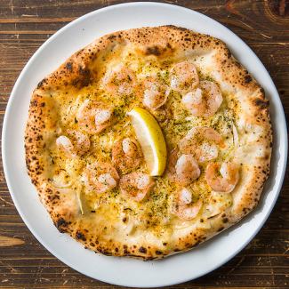 Plump shrimp garlic shrimp pizza