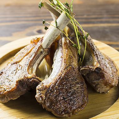 Roasted bone-in lamb chops (from 1 piece)
