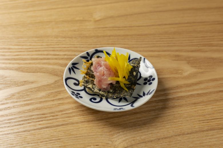 トロたくユッケカナッペ天