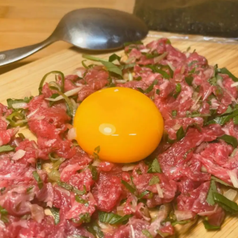 和牛薬味ユッケ