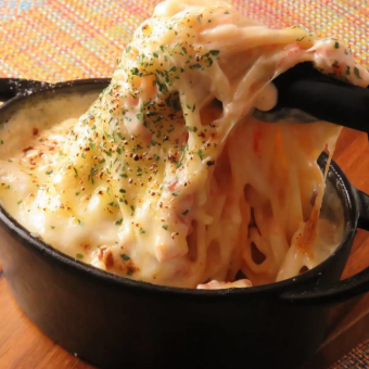 ローストポークとトマトの焼きチーズパスタ