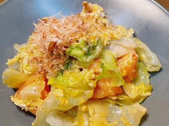 レタスとトマトの中華風卵炒め