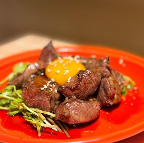 豚ハツの藁焼き 卵黄ダレ