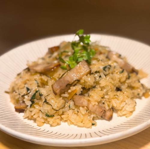 柔らかローストポークと九条ネギの焼き飯
