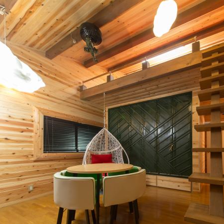 [Completely playful private room with the image of a log house] Table seats (private room) for 5 people x 1 room