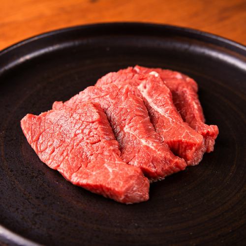 新鮮な生ラム肉を使用◎季節のお野菜をご提供！