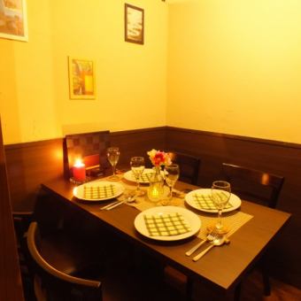 We have a private room that can accommodate 2 to 10 people! You can enjoy it slowly with your friends without worrying about the surroundings in the private room ♪ Recommended for girls-only gatherings and various banquets ☆