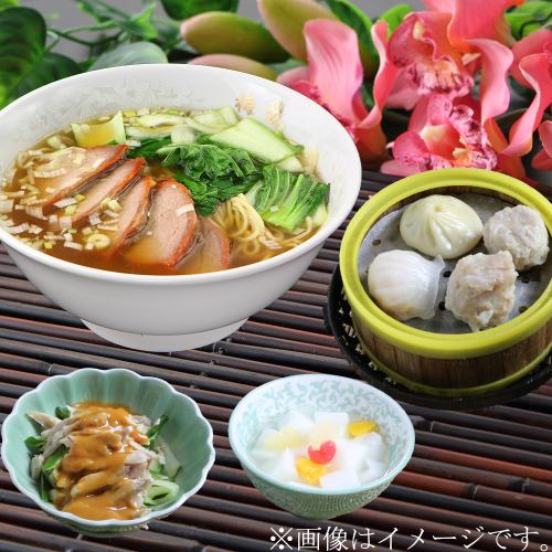 選べる湯麺セット（チャーシュー麺）