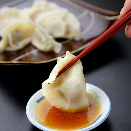 Boiled dumplings [6 pieces]