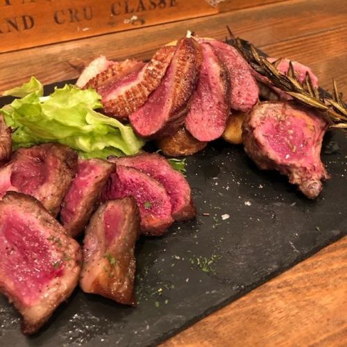 全部で300g ワインやビールに合うお肉盛合わせ