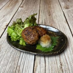 Chicken meatballs with grated radish and ponzu sauce