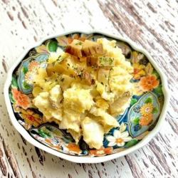 いぶりがっことベーコンの手作りポテトサラダポテトサラダ