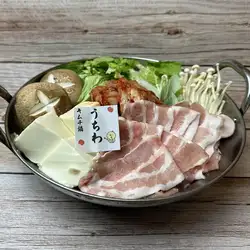 令人上癮的辣泡菜火鍋