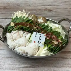 自製飽滿多汁的內臟火鍋