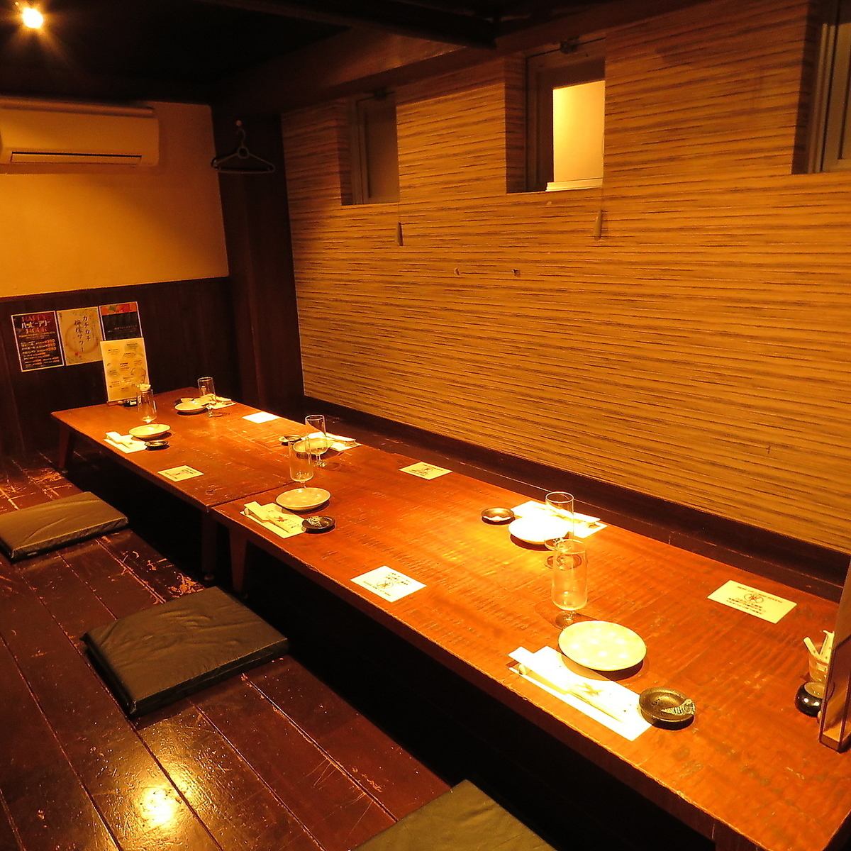 We have many private rooms available, so please inquire.