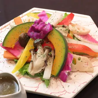 【イチオシ】季節野菜のバーニャカウダ