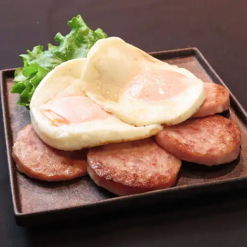 雲仙(うんぜん)ハムエッグ