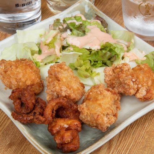 Assortment of 3 kinds of fried chicken