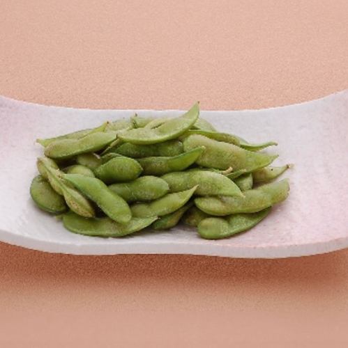 Appetizer green soybeans