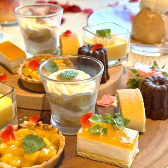 【土日祝】夏のアフタヌーンティー～心とろける桃色スイーツと午後の癒し～