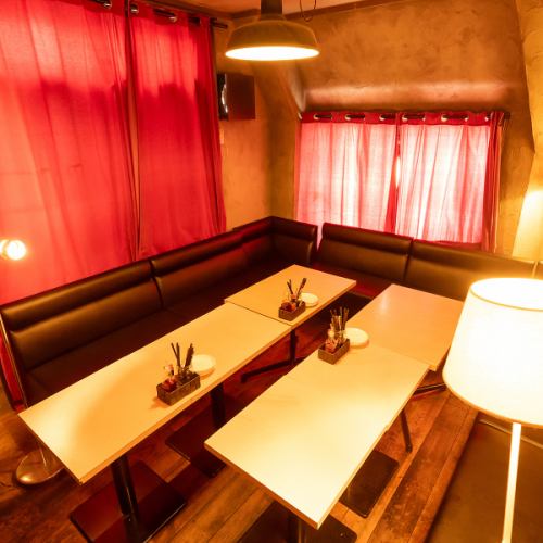 [3rd floor attic] The 3rd floor has been reborn as a private floor ♪ It is a completely private room space, so it can also be used for banquets.