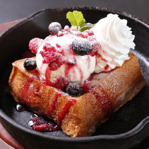 Fluffy thick cut French toast