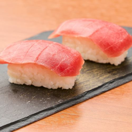 握り寿司マグロ2貫