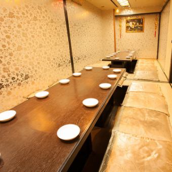 個室をつなげて最大30名様までのご利用も可能です。会社飲み会や同窓会などの各種ご宴会にぜひ。