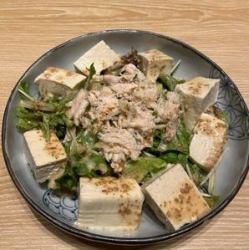 Steamed chicken and tofu sesame salad