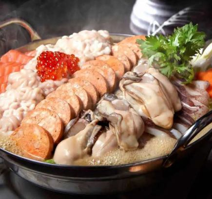 【完全予約制】牡蠣・あん肝・鱈白子の「痛風なべ」