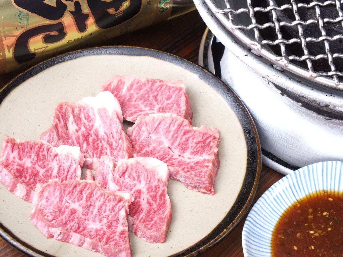 Japanese black beef Harami has less fat, is soft and has excellent umami!