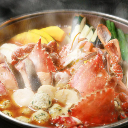 ちゃんこ北海鍋コース8,120円(税込)<飲み放題付(L.O.90分)>電話予約で7,900円(税込)