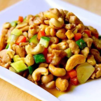 鶏肉のカシューナッツ炒め