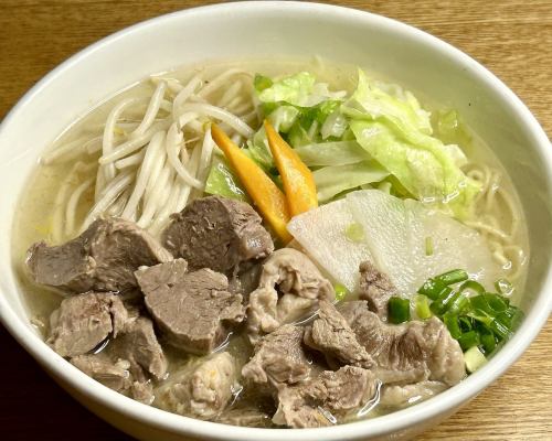 소금 삶은 양고기라면